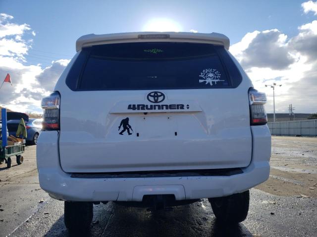 Photo 6 from auction – 2020 TOYOTA 4RUNNER SR with VIN JTEBU5JRXL5787596