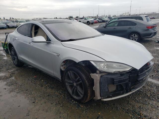 Photo 4 from auction – 2012 TESLA MODEL S with VIN 5YJSA1DN1CFS00120