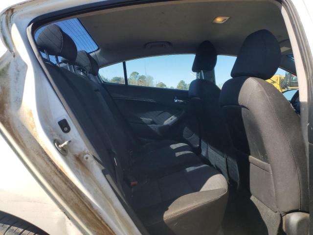 Photo 10 from auction – 2015 KIA FORTE LX with VIN KNAFX4A60F5402433
