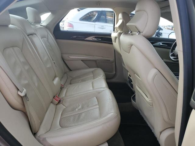 Photo 10 from auction – 2015 LINCOLN MKZ with VIN 3LN6L2G9XFR611918