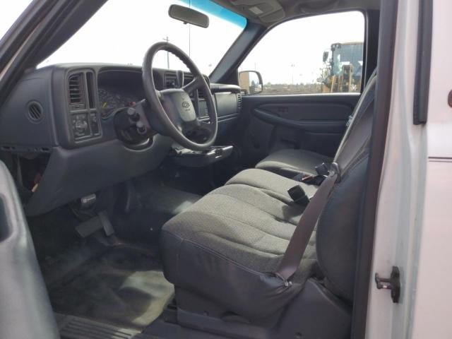 Photo 7 from auction – 2000 CHEVROLET SILVERADO with VIN 1GCEC14W2YZ306450