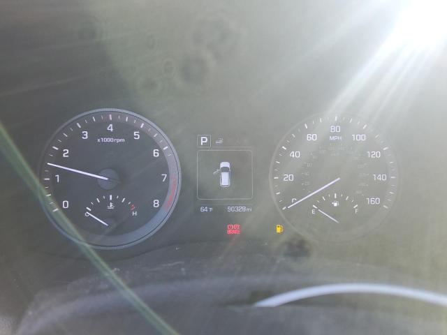Photo 9 from auction – 2017 HYUNDAI TUCSON LIM with VIN KM8J3CA42HU592838