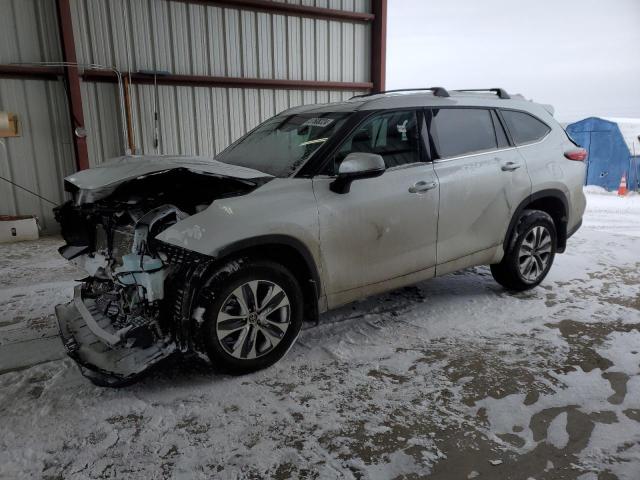 TOYOTA HIGHLANDER 2022 with VIN 5TDGZRBH2NS180632 - Photo from auction