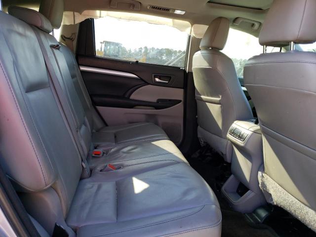 Photo 11 from auction – 2015 TOYOTA HIGHLANDER with VIN 5TDKKRFH6FS106771