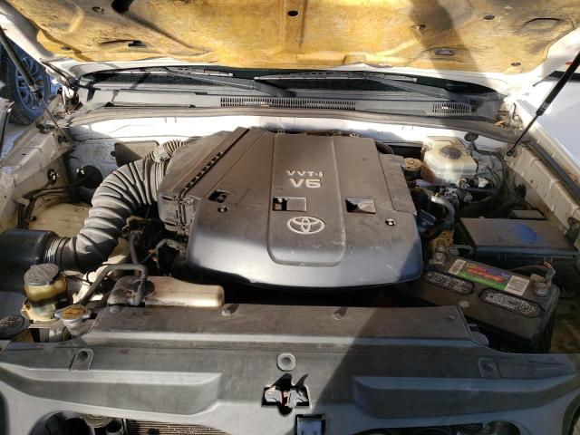 Photo 12 from auction – 2004 TOYOTA 4RUNNER SR with VIN JTEZU14R140020124