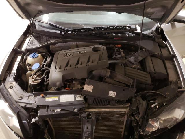 Photo 11 from auction – 2013 VOLKSWAGEN PASSAT SE with VIN 1VWBN7A30DC034307