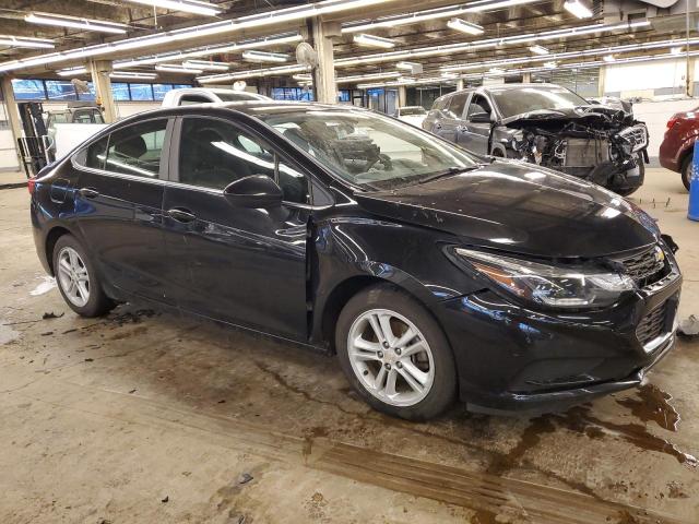 Photo 4 from auction – 2018 CHEVROLET CRUZE LT with VIN 1G1BE5SM2J7222998