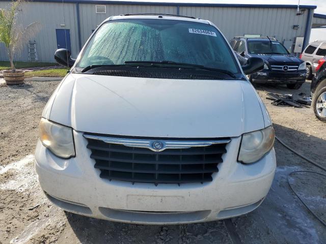 Photo 5 from auction – 2007 CHRYSLER TOWN & COU with VIN 2A4GP54L17R263054