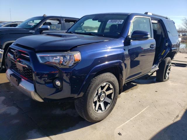 TOYOTA 4RUNNER SR 2022 with VIN JTERU5JR4N6001643 - Photo from auction