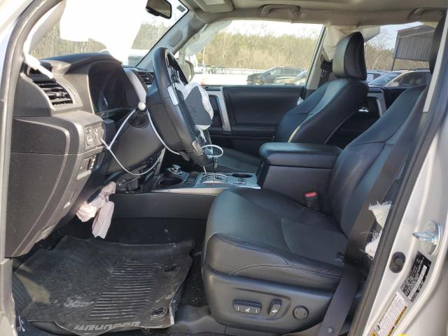 Photo 7 from auction – 2018 TOYOTA 4RUNNER SR with VIN JTEBU5JR3J5543270