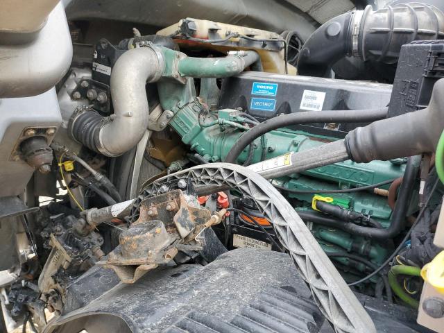 Photo 7 from auction – 2022 VOLVO VN VNL with VIN 4V4NC9EH8EN174753