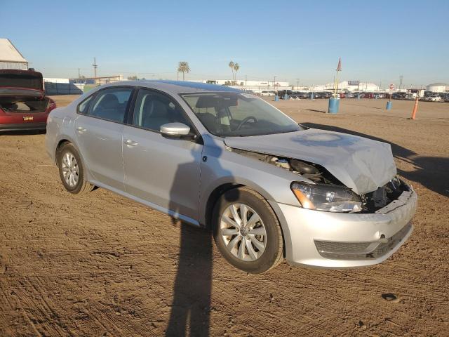 Photo 4 from auction – 2015 VOLKSWAGEN PASSAT S with VIN 1VWAT7A35FC034405