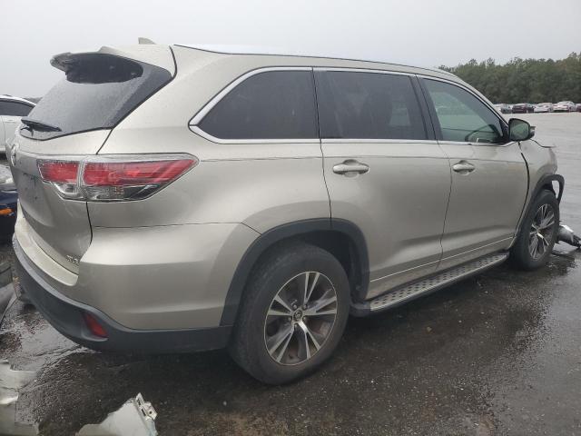 Photo 3 from auction – 2016 TOYOTA HIGHLANDER with VIN 5TDKKRFHXGS155456