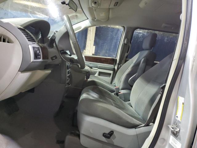 Photo 7 from auction – 2010 CHRYSLER TOWN & COU with VIN 2A4RR5D17AR392764