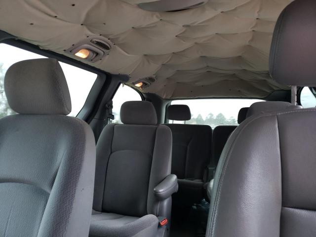 Photo 10 from auction – 2004 DODGE GRAND CARA with VIN 2D4GP44L94R566677