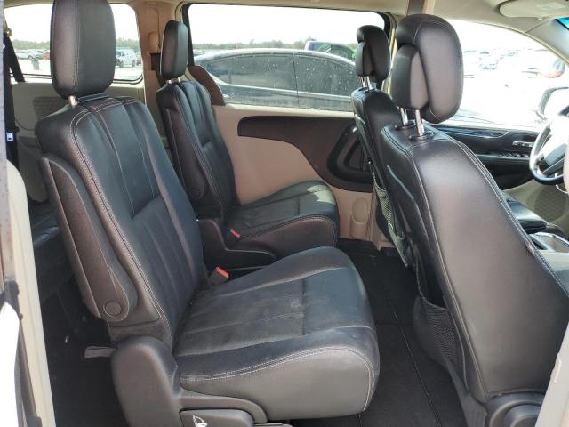 Photo 11 from auction – 2012 CHRYSLER TOWN & COU with VIN 2C4RC1BG1CR257404