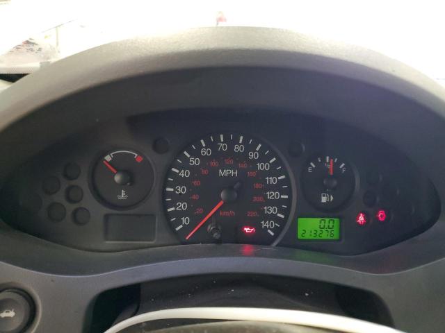 Photo 9 from auction – 2005 FORD FOCUS ZX4 with VIN 1FAFP34N75W279681