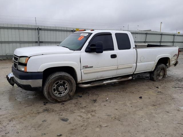 CHEVROLET SILVERADO 2006 with VIN 1GCHK29276E113887 - Photo from auction