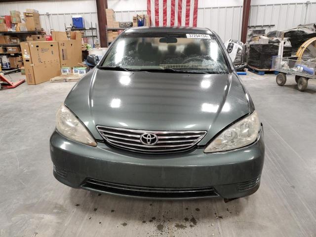 Photo 5 from auction – 2005 TOYOTA CAMRY LE with VIN 4T1BE32K85U021202