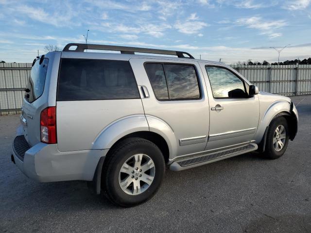Photo 3 from auction – 2011 NISSAN PATHFINDER with VIN 5N1AR1NB5BC601010