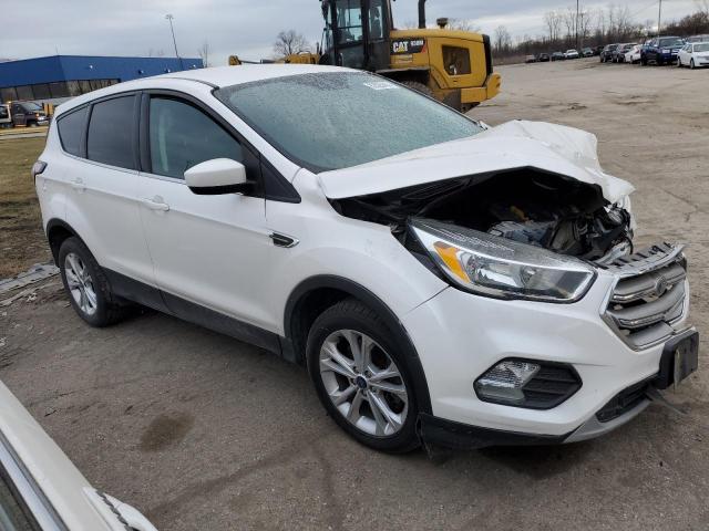 Photo 4 from auction – 2017 FORD ESCAPE SE with VIN 1FMCU9GD2HUD92008