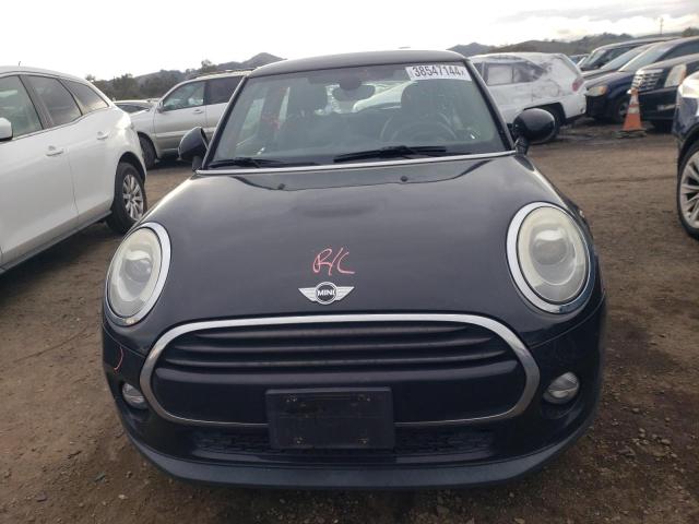 Photo 5 from auction – 2016 MINI COOPER with VIN WMWXP5C52GT739844