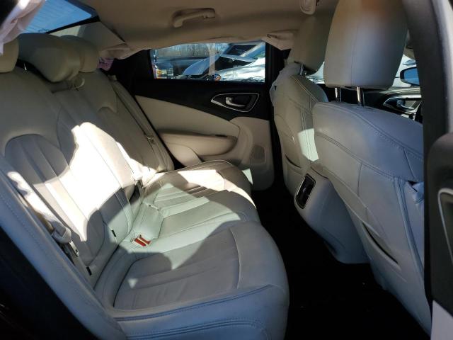 Photo 10 from auction – 2015 CHRYSLER 200 LIMITE with VIN 1C3CCCAB5FN560182