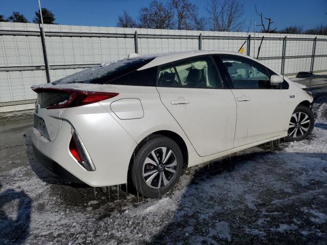 Photo 3 from auction – 2018 TOYOTA PRIUS PRIM with VIN JTDKARFP6J3077549