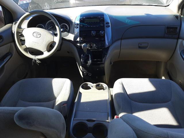 Photo 8 from auction – 2010 TOYOTA SIENNA CE with VIN 5TDKK4CC5AS323989