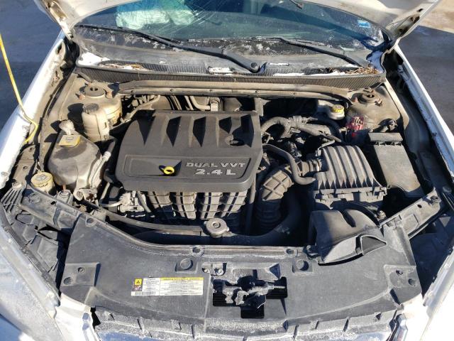 Photo 11 from auction – 2013 CHRYSLER 200 TOURIN with VIN 1C3CCBBB9DN553628