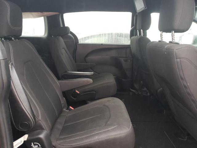 Photo 11 from auction – 2019 CHRYSLER PACIFICA T with VIN 2C4RC1FG5KR732903