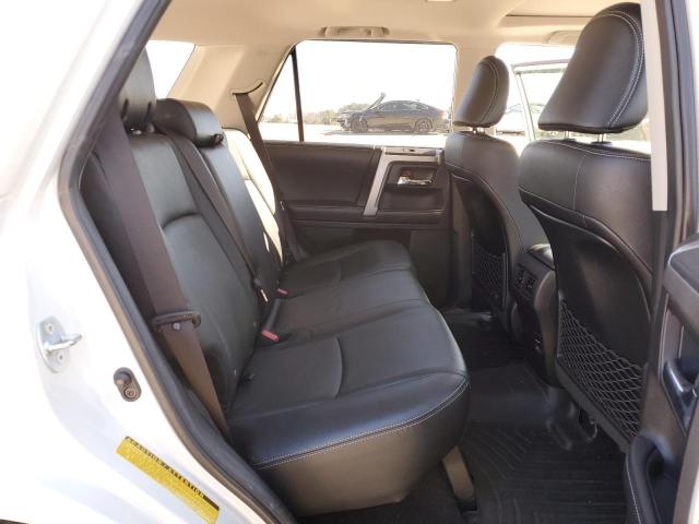 Фото 11 с аукциона – 2018 TOYOTA 4RUNNER SR с VIN JTEBU5JR7J5603700
