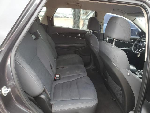 Photo 11 from auction – 2017 KIA SORENTO LX with VIN 5XYPG4A37HG323686