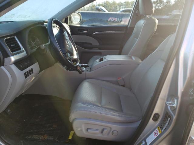 Photo 7 from auction – 2018 TOYOTA HIGHLANDER with VIN 5TDDGRFH4JS044189