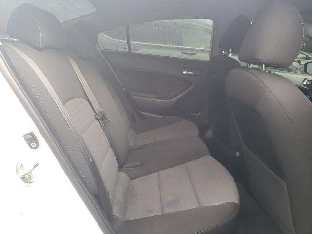 Photo 10 from auction – 2018 KIA FORTE LX with VIN 3KPFL4A78JE219639