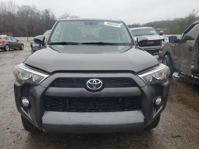 Photo 5 from auction – 2018 TOYOTA 4RUNNER SR with VIN JTEZU5JR8J5178051