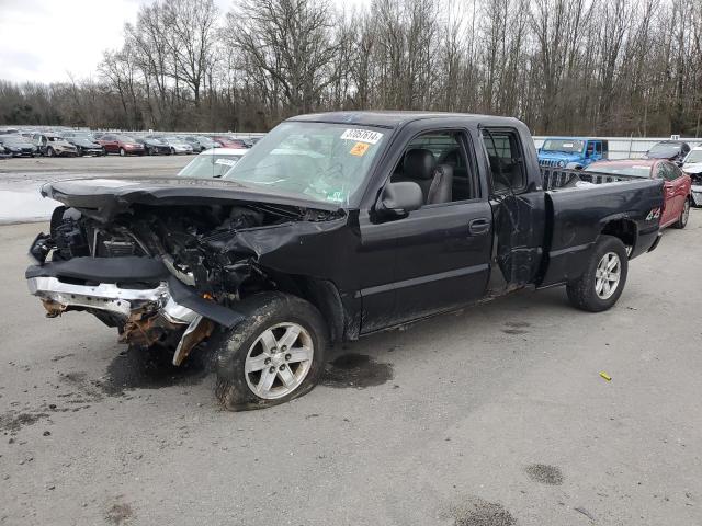 CHEVROLET SILVERADO 2004 with VIN 1GCEK19T44E204571 - Photo from auction