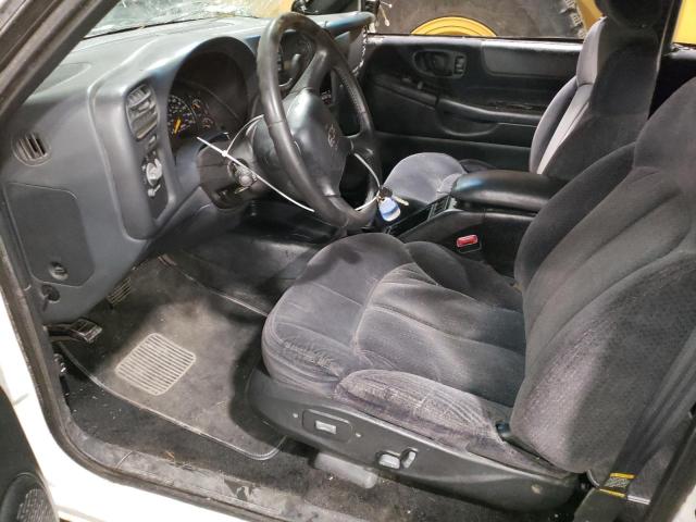 Photo 7 from auction – 2000 CHEVROLET BLAZER with VIN 1GNDT13W1Y2198027