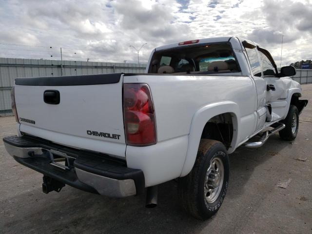 Photo 3 from auction – 2003 CHEVROLET SILVERADO with VIN 1GCHC29U43E158361