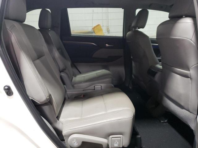 Photo 11 from auction – 2019 TOYOTA HIGHLANDER with VIN 5TDYZRFH6KS319431