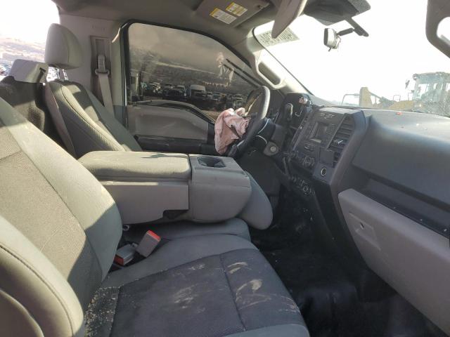 Photo 10 from auction – 2019 FORD F150 with VIN 1FTMF1CB3KKC98991
