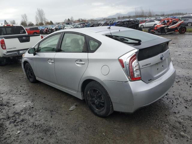 Photo 2 from auction – 2013 TOYOTA PRIUS HYBR with VIN JTDKN3DU3D5589157