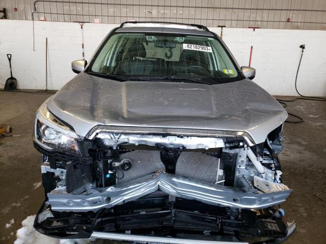Photo 5 from auction – 2019 SUBARU FORESTER T with VIN JF2SKAWC7KH530319