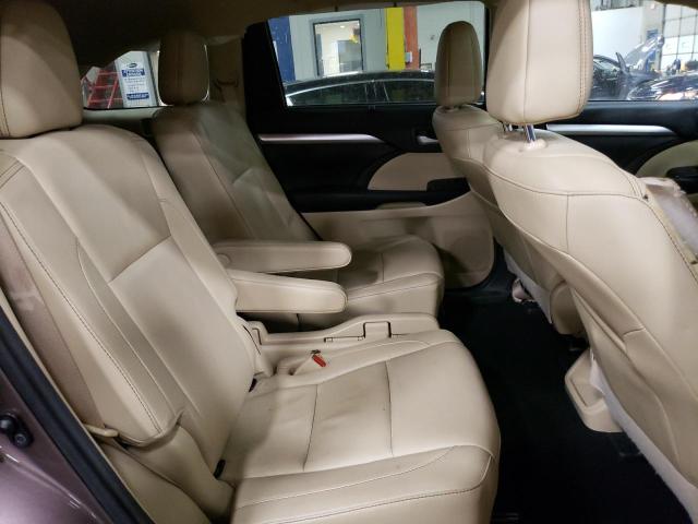 Photo 10 from auction – 2017 TOYOTA HIGHLANDER with VIN 5TDJZRFH3HS366636