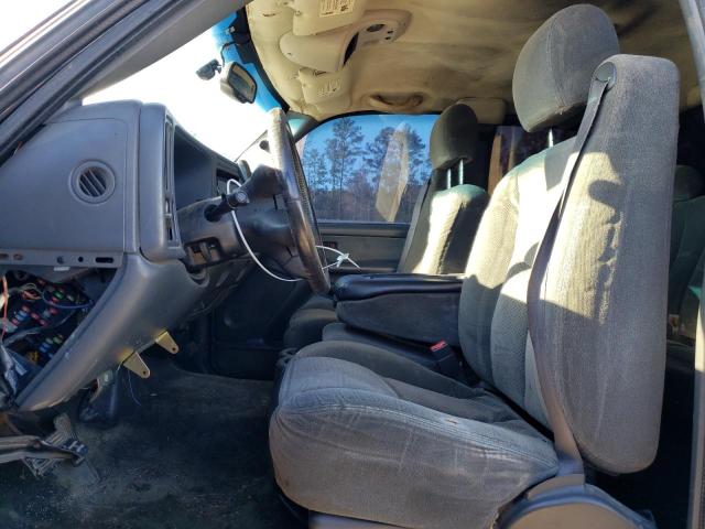 Photo 7 from auction – 2003 CHEVROLET SILVERADO with VIN 2GCEC19V531203928