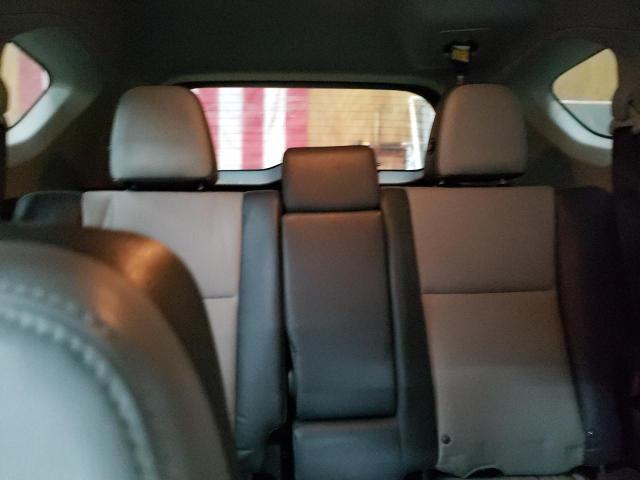 Photo 10 from auction – 2013 TOYOTA RAV4 LIMIT with VIN 2T3DFREV3DW082087