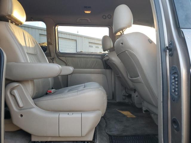 Photo 11 from auction – 2004 HONDA ODYSSEY EX with VIN 5FNRL189X4B132570