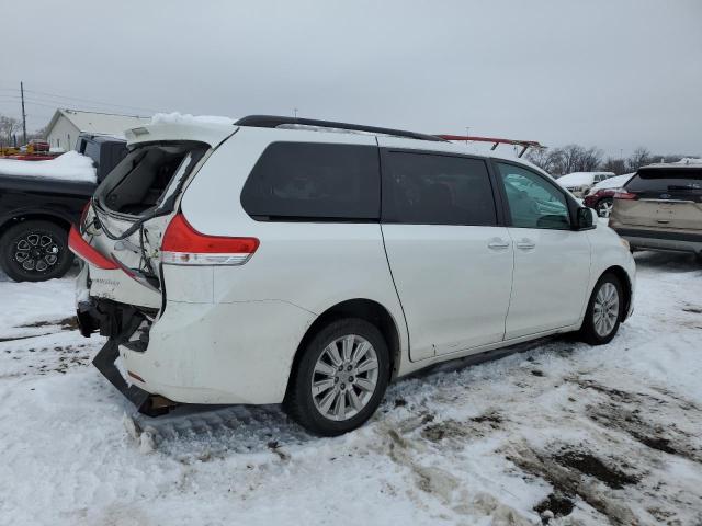 Photo 3 from auction – 2011 TOYOTA SIENNA XLE with VIN 5TDYK3DC4BS046465