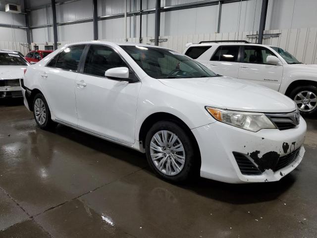 Photo 4 from auction – 2014 TOYOTA CAMRY L with VIN 4T1BF1FK0EU331999