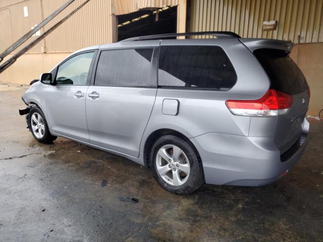 Photo 2 from auction – 2013 TOYOTA SIENNA LE with VIN 5TDKK3DC8DS343599
